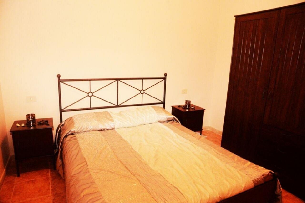 Il Redentore Bed & Breakfast Рока ди Папа Екстериор снимка